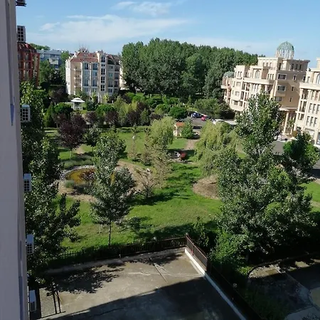 5 Floor Pool View Apartment