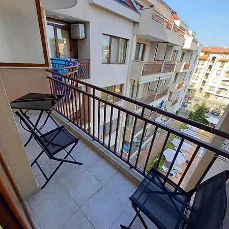 Apartment 5 Floor Pool View *