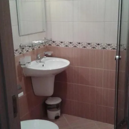 5 Floor Pool View Apartment *