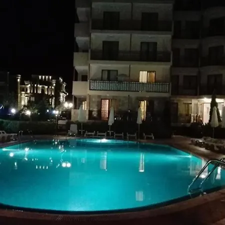 5 Floor Pool View Apartment *